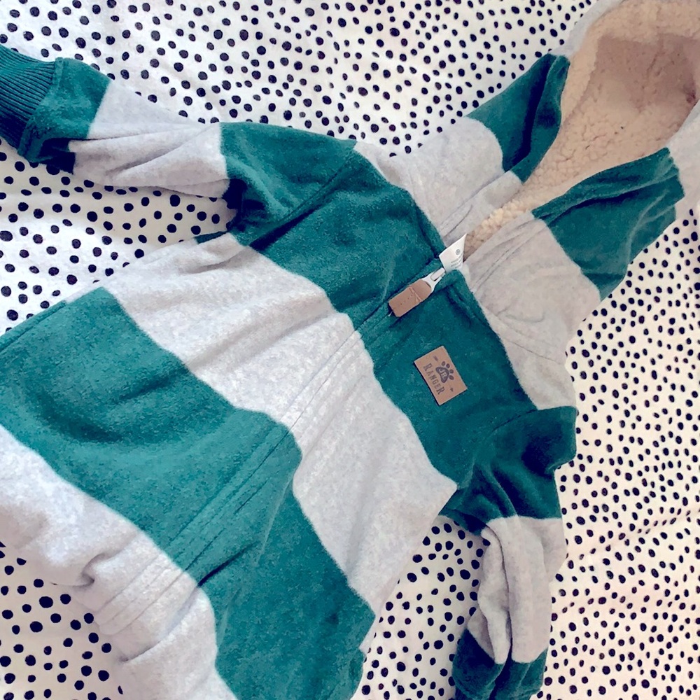 One piece warm zip up